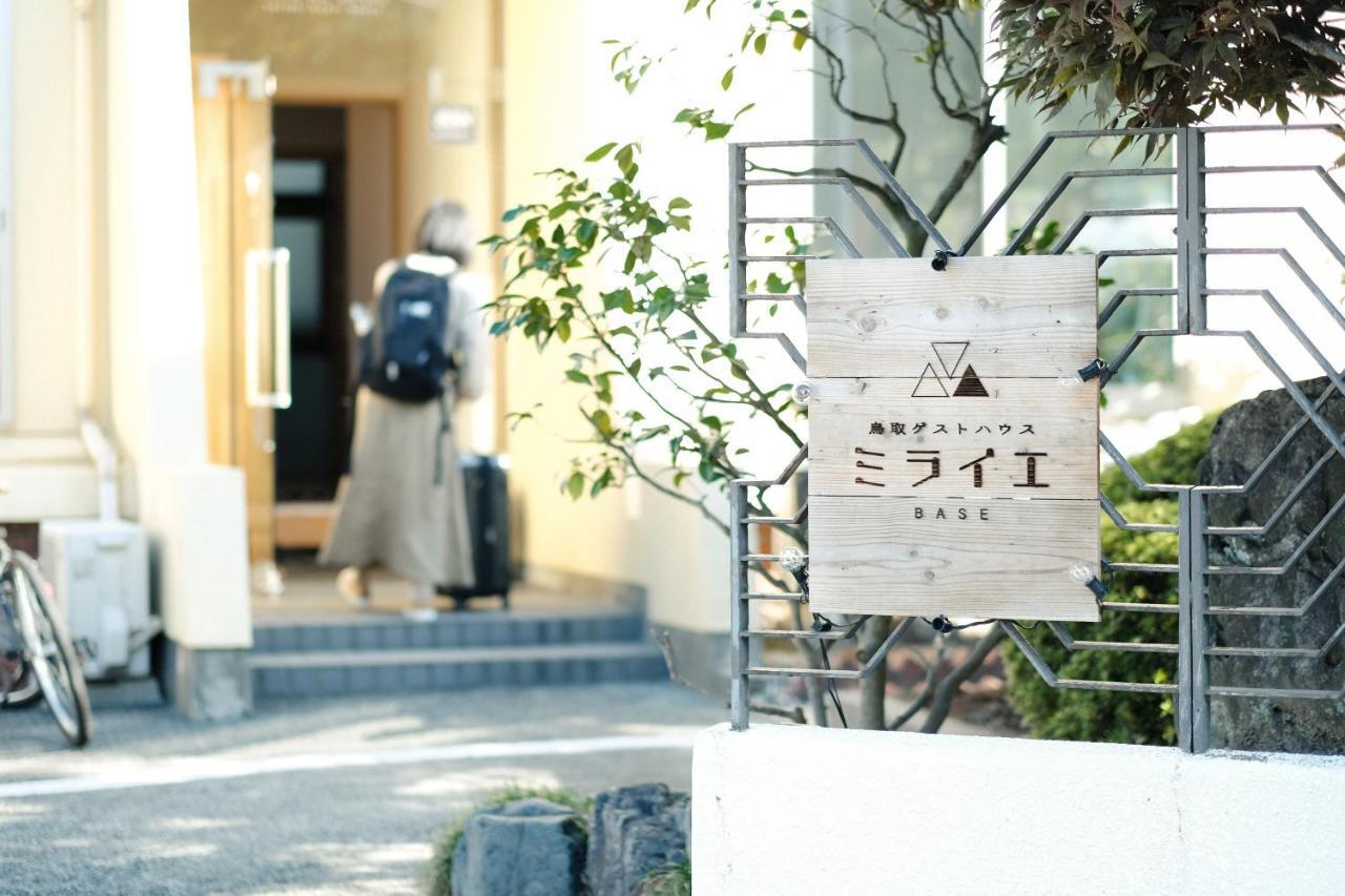 Tottori Guest House Miraie Base Buitenkant foto